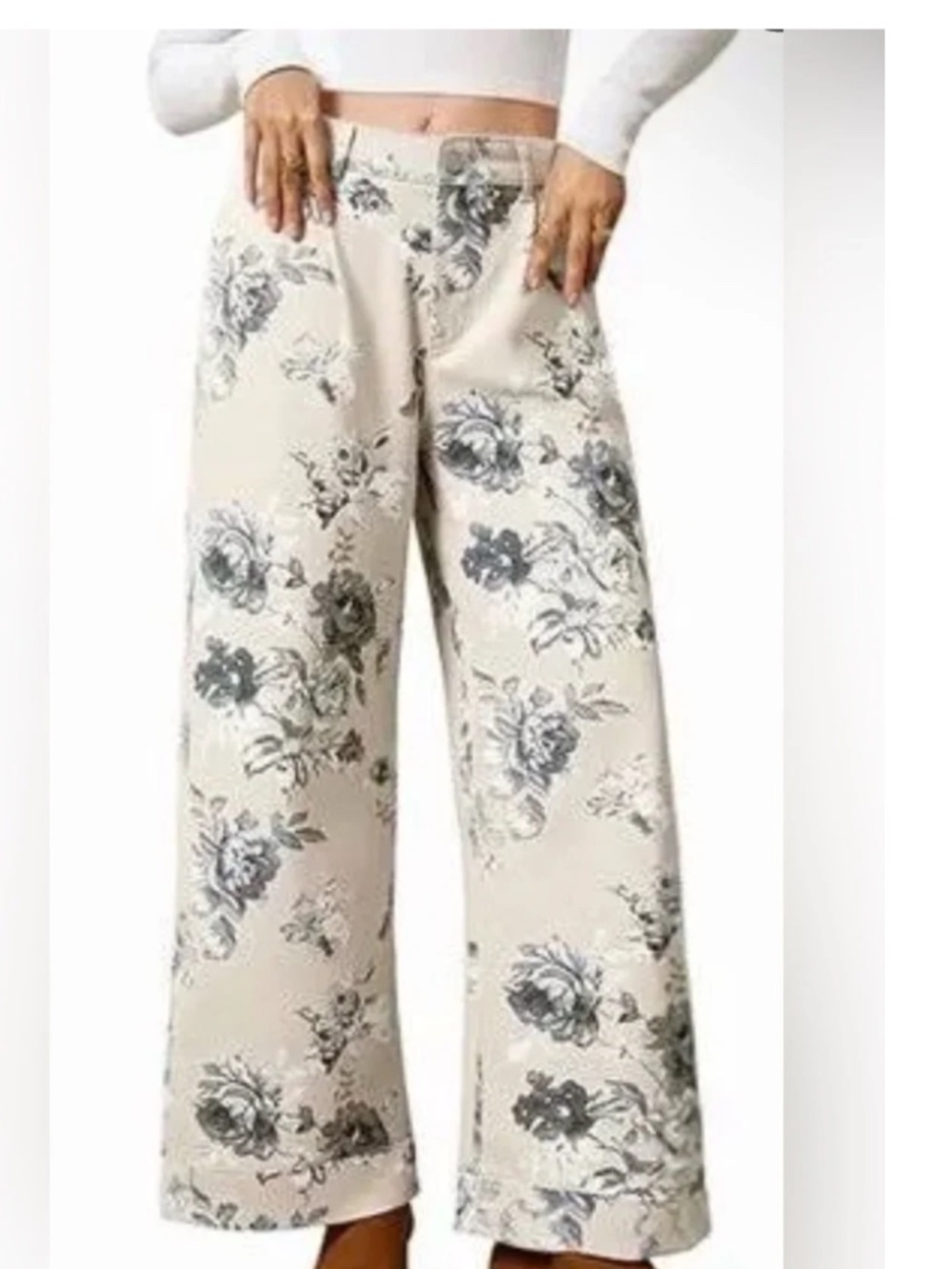Pilcro The Leon grey floral wide leg,hi rise cuffed jeans, - Picture 3 of 8